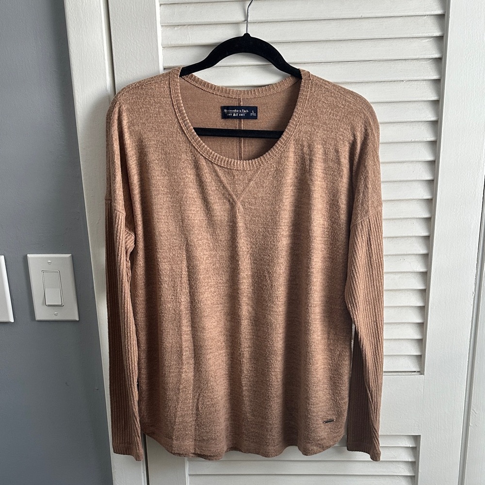 Abercrombie cozy long sleeve top tan nude Large